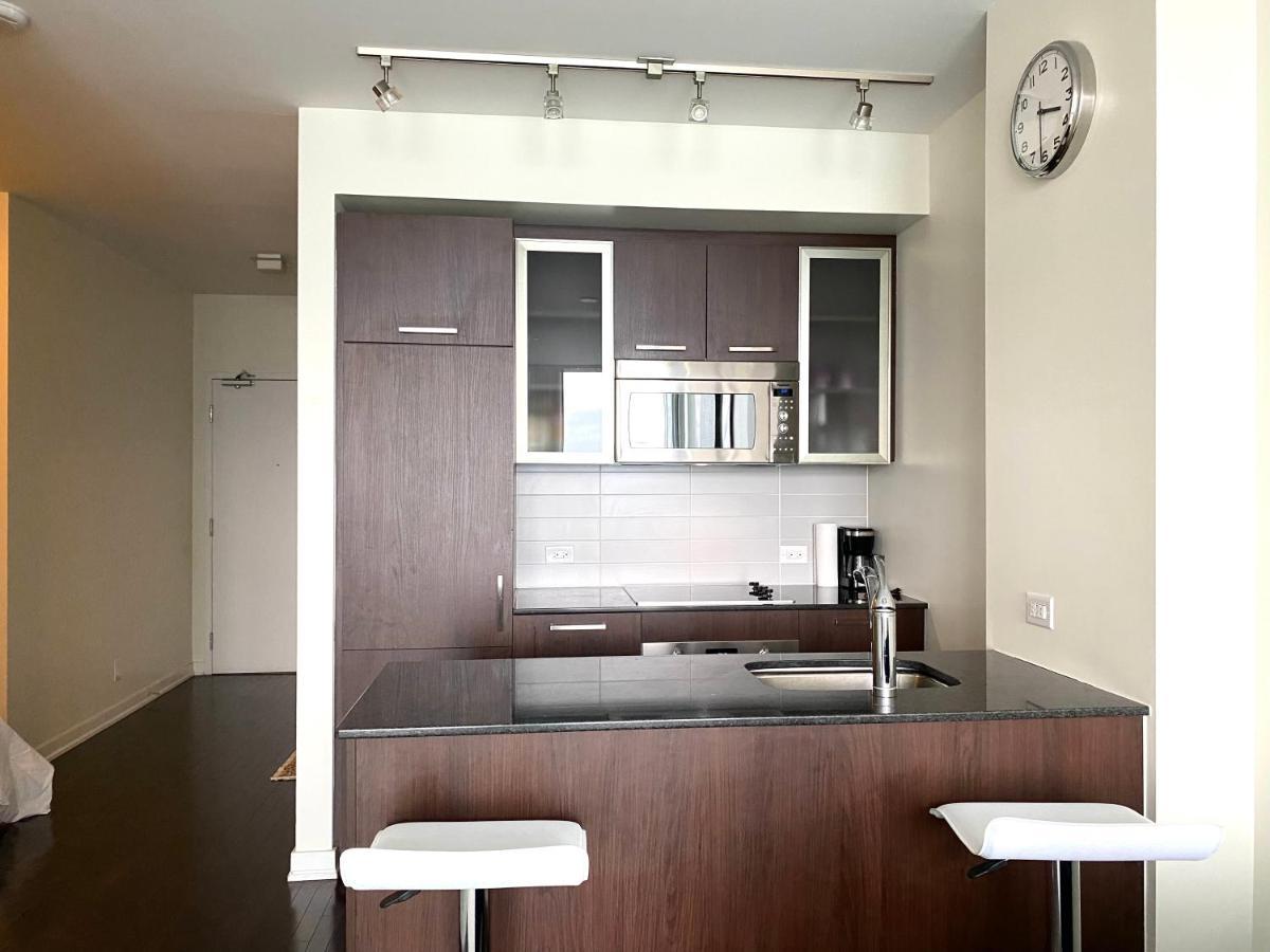 Cozy 2 Bedroom Free Parking Downtown Toronto 1Min Scotiabank Arena Tff Cn Tower Rogers Centre Union Station 外观 照片