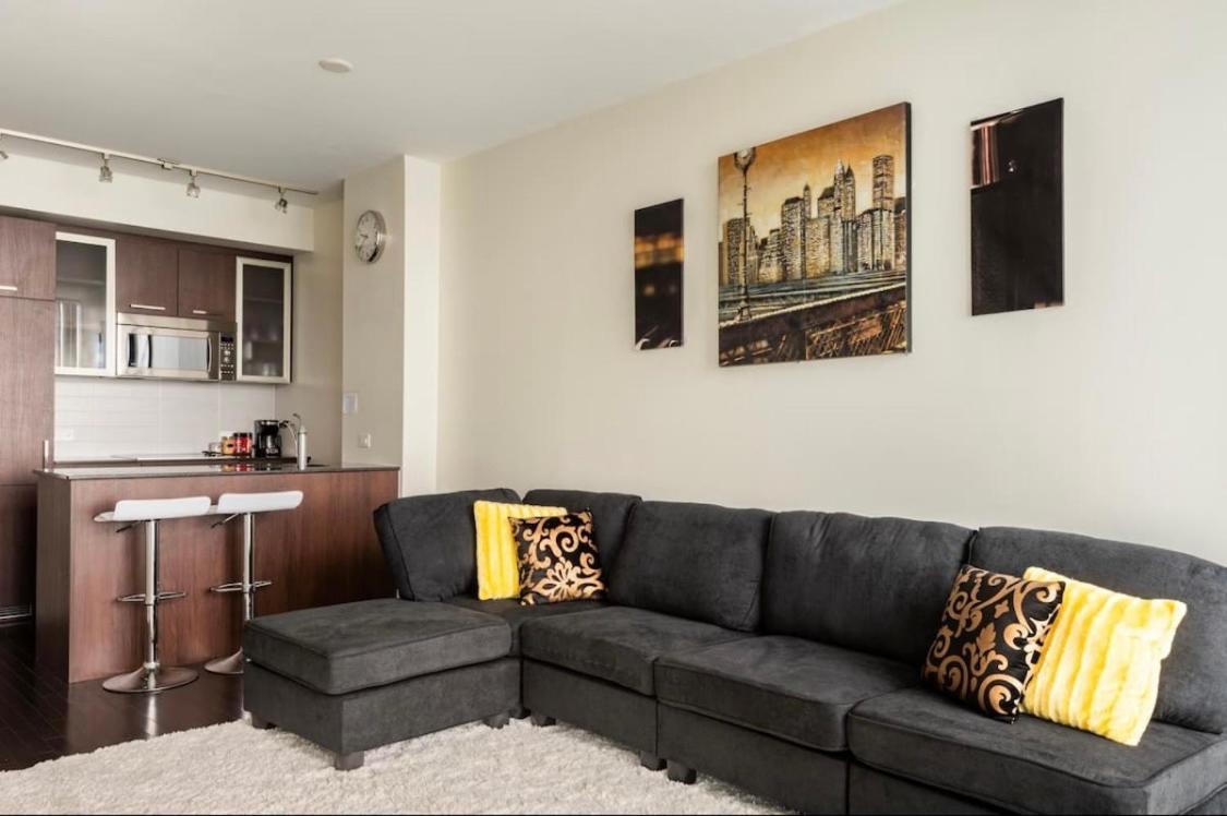 Cozy 2 Bedroom Free Parking Downtown Toronto 1Min Scotiabank Arena Tff Cn Tower Rogers Centre Union Station 外观 照片